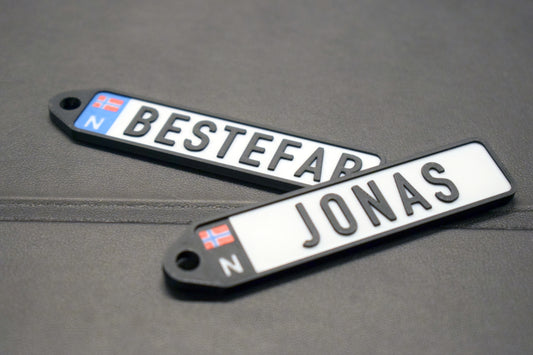 🗝️License plate keychain - Black EU field