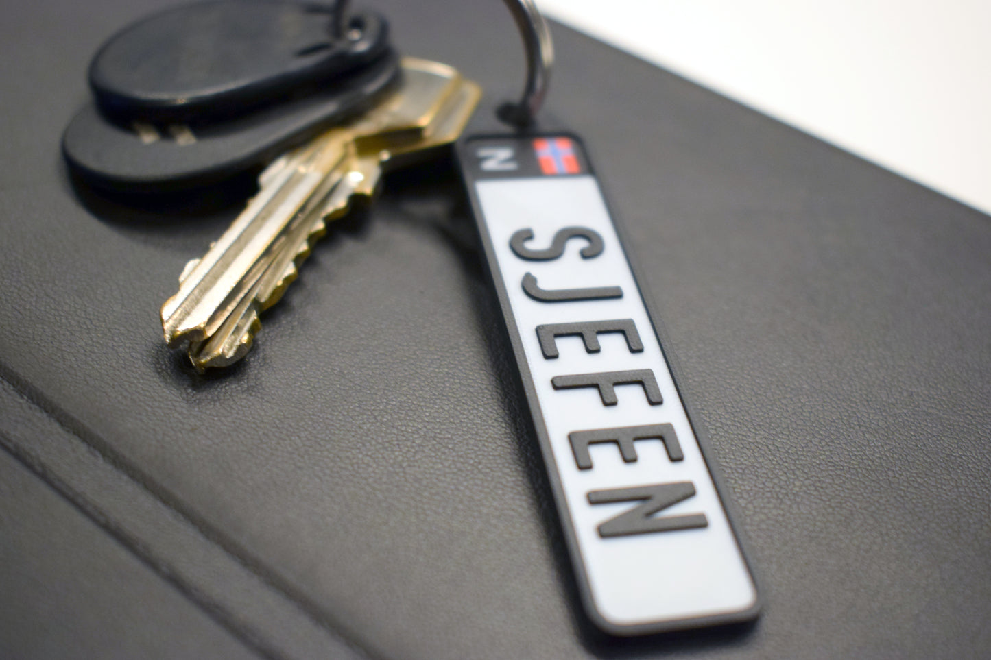 🗝️License plate keychain - Black EU field 