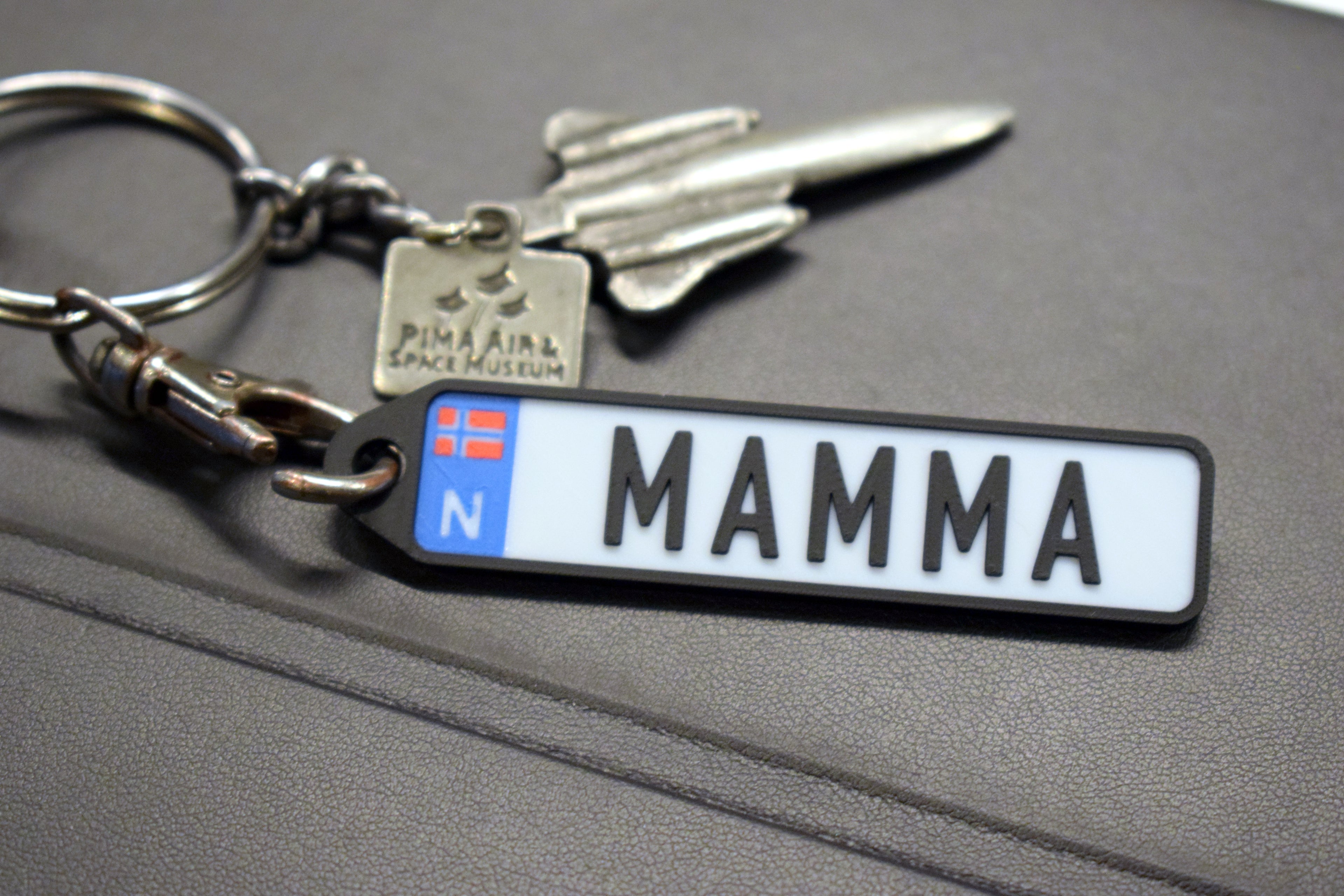 🗝️Bilskilt-nøkkelring - Blått EU-felt